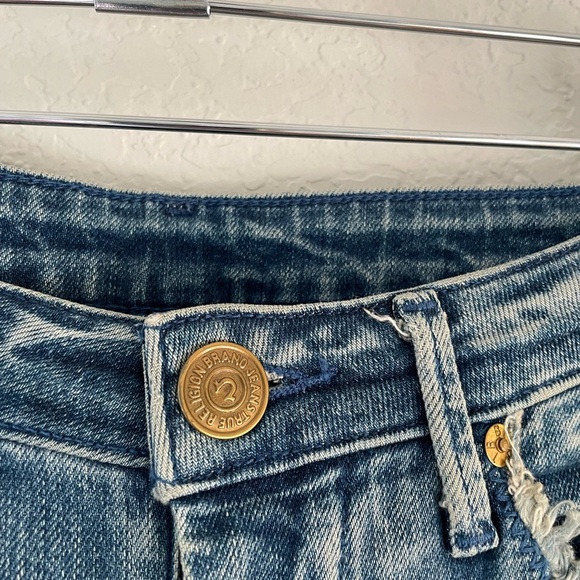 True Religion Cora Studded Mid Rise Straight leg Crop Jeans Size 25 - Picture 4 of 10